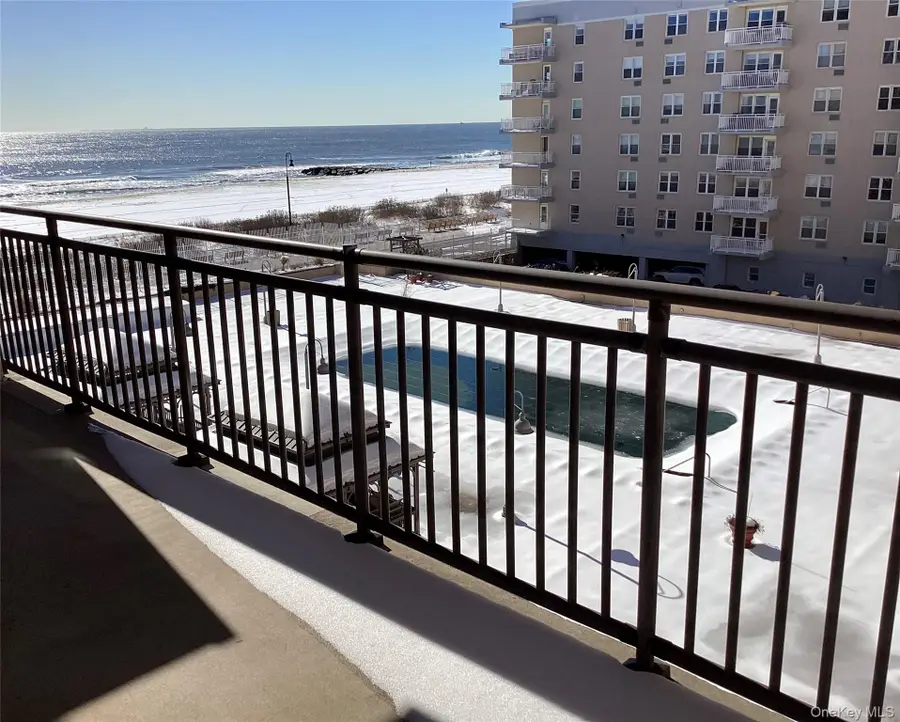 25 Neptune Boulevard #4F, Long Beach, NY 11561 - #3