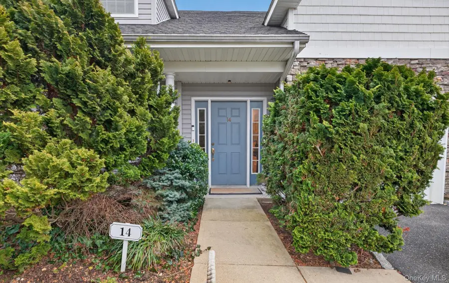 14 Miro Place, Port Washington, NY 11050 - #2