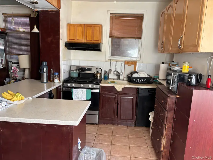 90-40 54th Avenue, Elmhurst, NY 11373 - Image #3