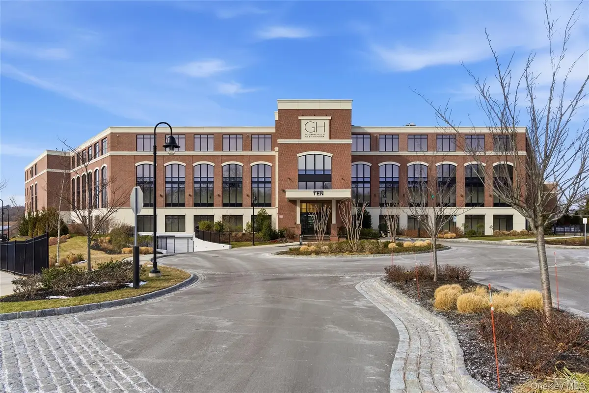 10 Shore Road #300, Glenwood Landing, NY 11547 - #1