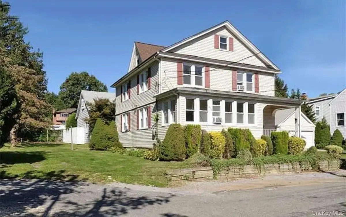 2 Elm Street, Glen Head, NY 11545 - #1