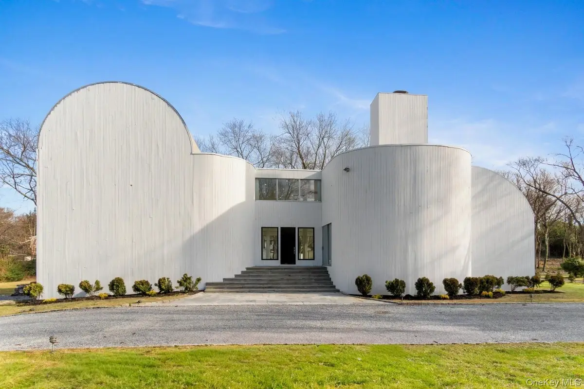 454 E Shore Road, Great Neck, NY 11024 - #1