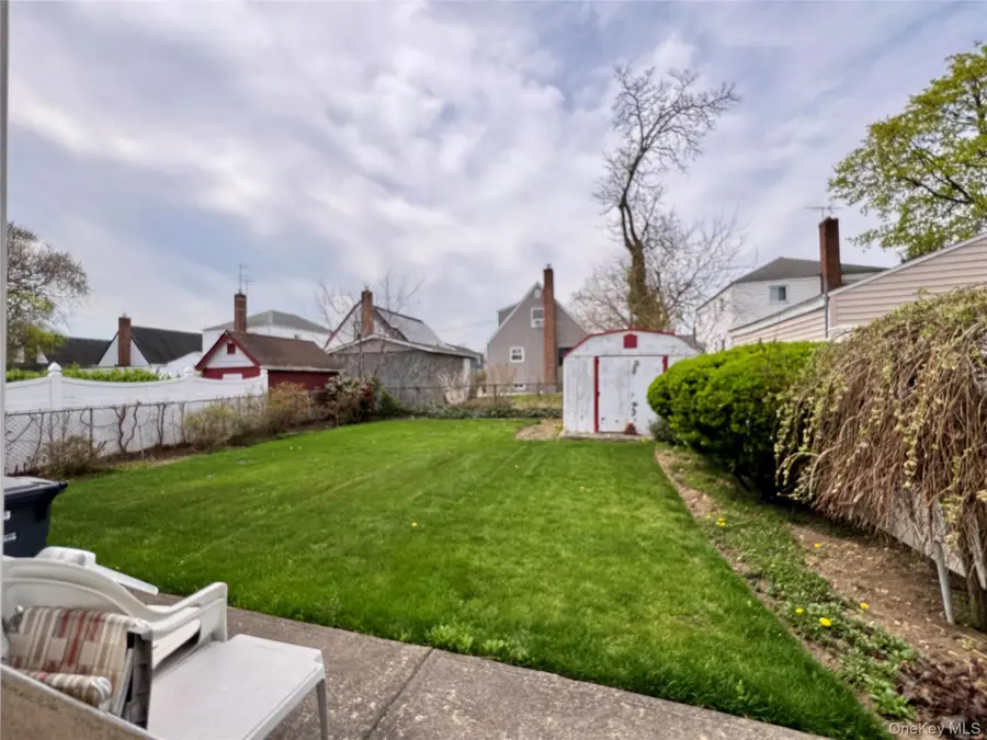 12020 201 Place, Saint Albans, NY 11412 - #2