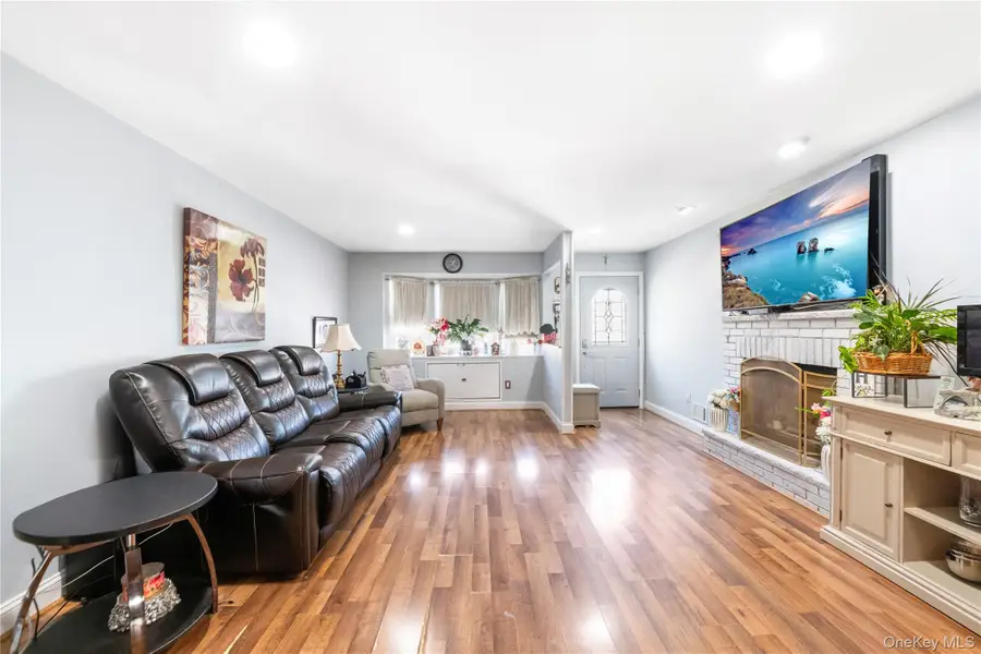 588 Yetman Avenue, Staten Island, NY 10307 - #2