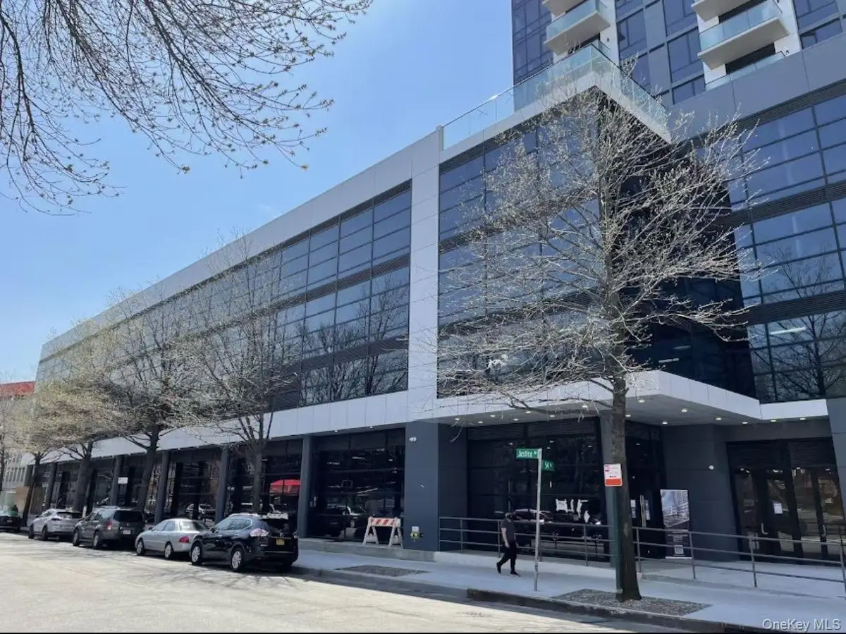 8808 Justice Avenue #17J, Elmhurst, NY 11373 - Image #1