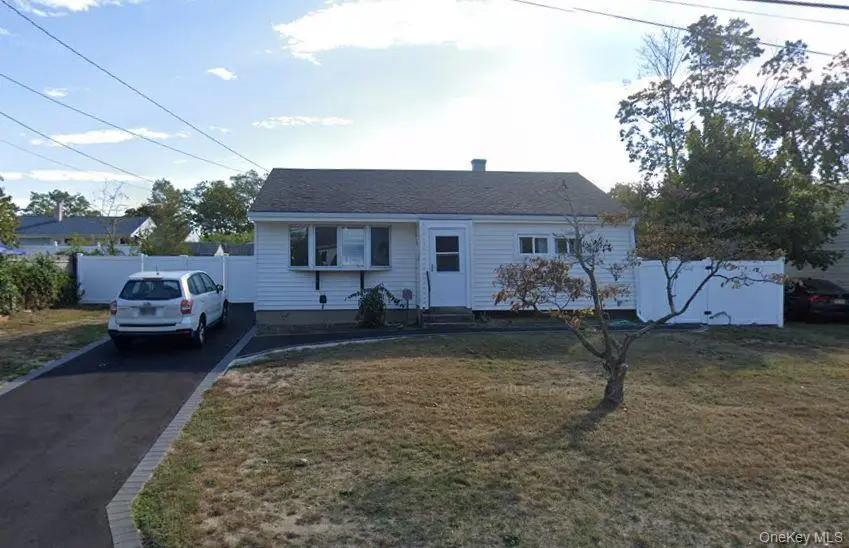 165 Westwood Drive, Brentwood, NY 11717 - Image #1