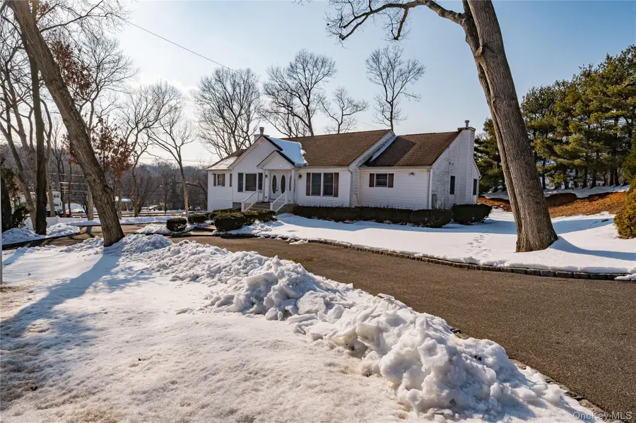 166 Grassy Pond Drive S, Smithtown, NY 11787 - #2