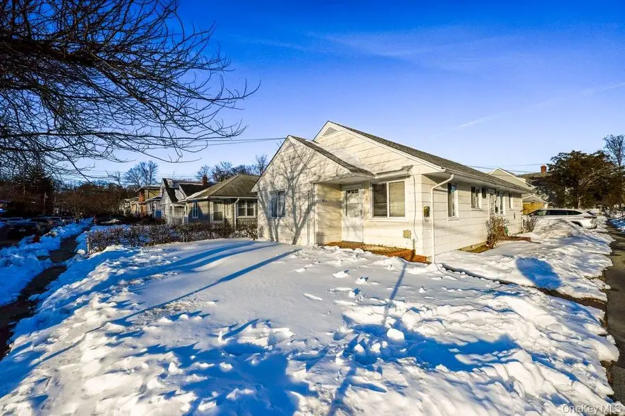 40 Firwood Road #Main St, Port Washington, NY 11050 - #2