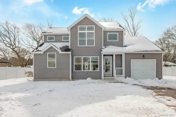 36 Musket Drive, Shirley, NY 11967