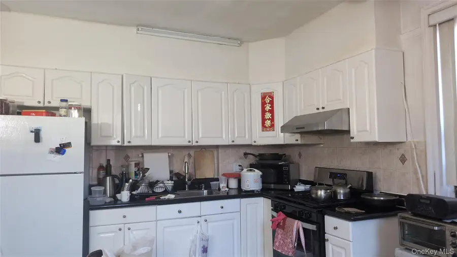 136-39 41st Avenue #5D, Flushing, NY 11355 - Image #3