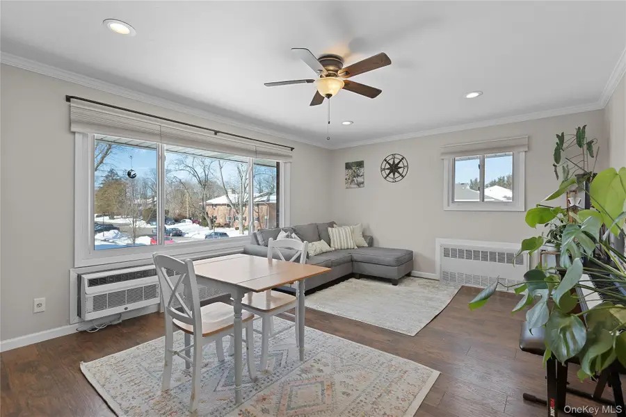 294 Edmunton Drive #K18, North Babylon, NY 11703 - #2