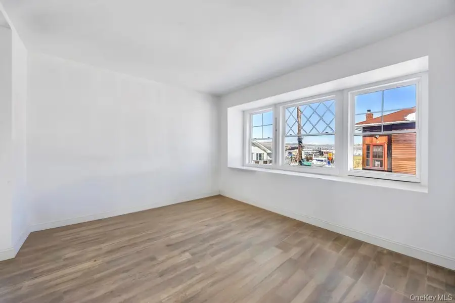 10 8th Avenue, East Rockaway, NY 11518 - #3