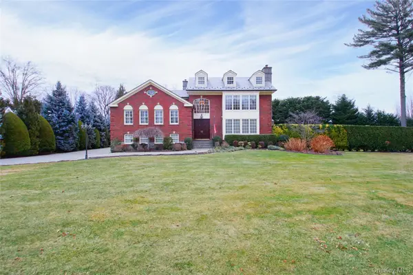 101 Wetherill Road, Garden City, NY 11530