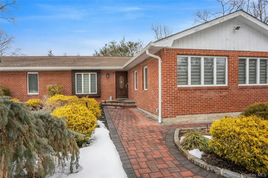 69 Churchill Lane, Smithtown, NY 11787 - #2