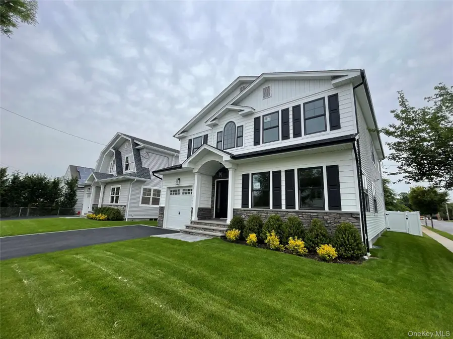 477 Andrews Road #Lot A, Mineola, NY 11501 - #3