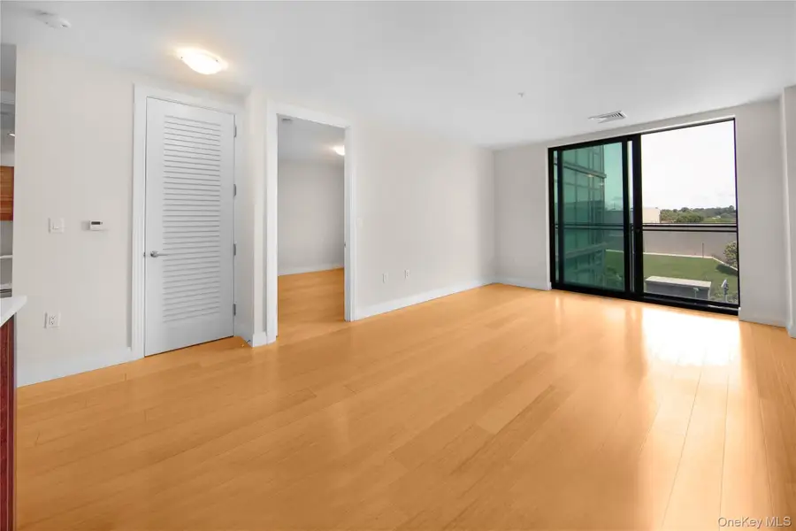 701 Ridge Hill Boulevard #9N, Yonkers, NY 10710 - Image #3