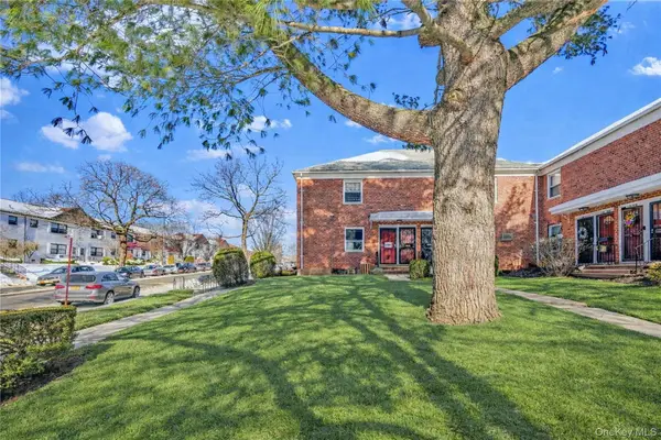 138-01 Jewel Avenue #1A, Flushing, NY 11367