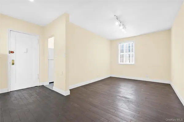 78-15 138th Street #35E, Flushing, NY 11367