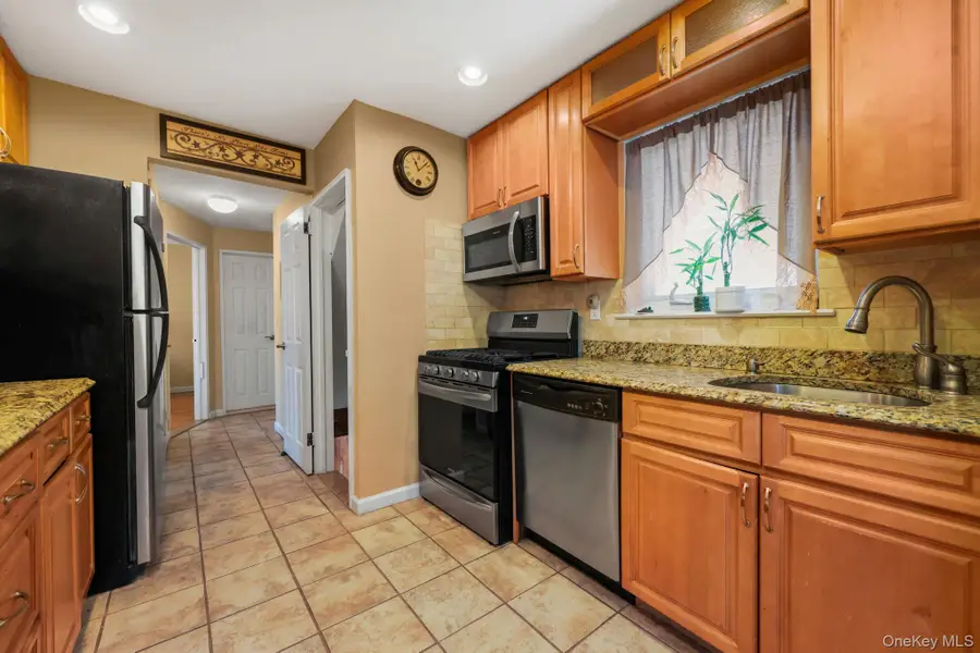 2080 Virgil Place, Bronx, NY 10473 - Image #3