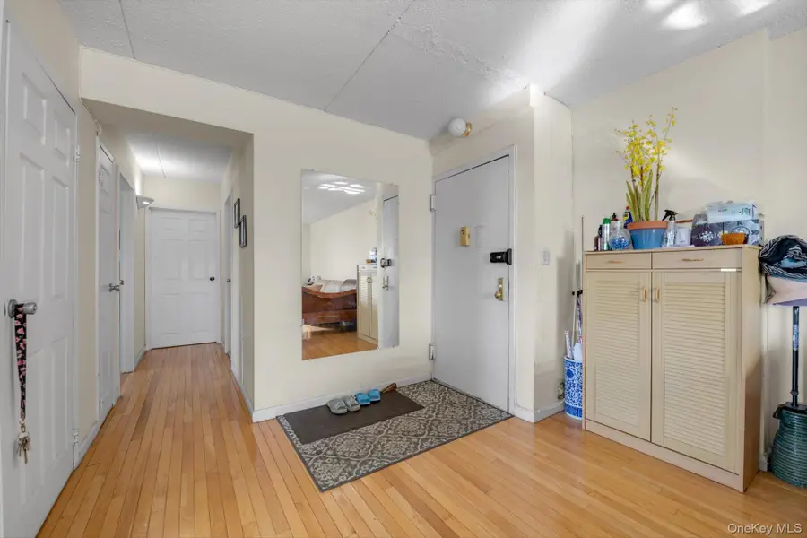 14477 Roosevelt Avenue #5C, Flushing, NY 11354 - #3