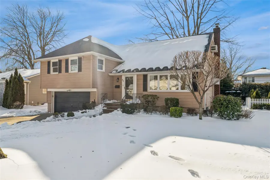 84 Russell Road, Garden City, NY 11530 - #3