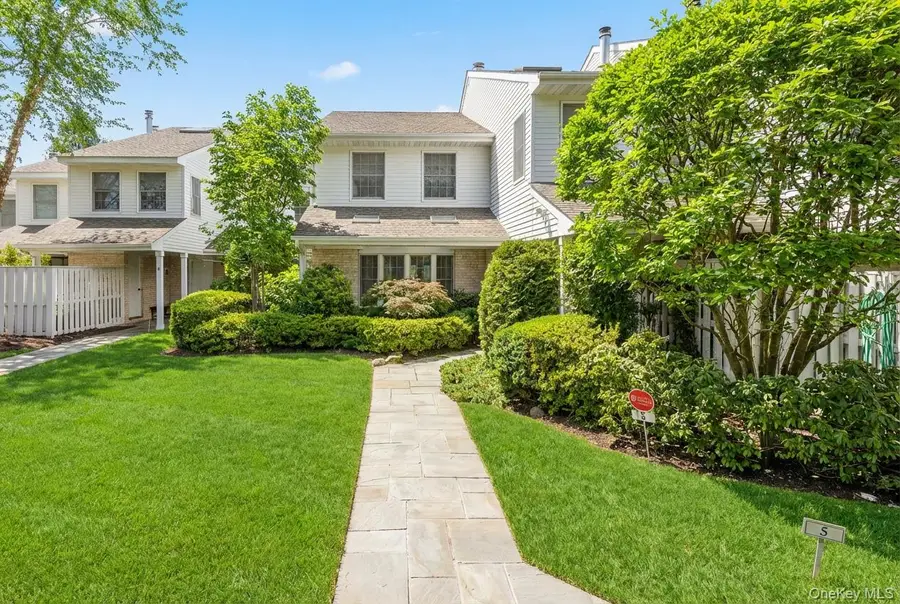 520 Hampton Road #5, Southampton, NY 11968 - Image #2