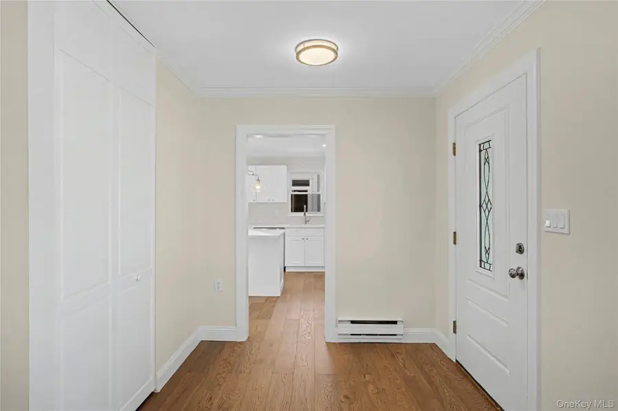 190 Edinburgh Drive, Ridge, NY 11961 - Image #3