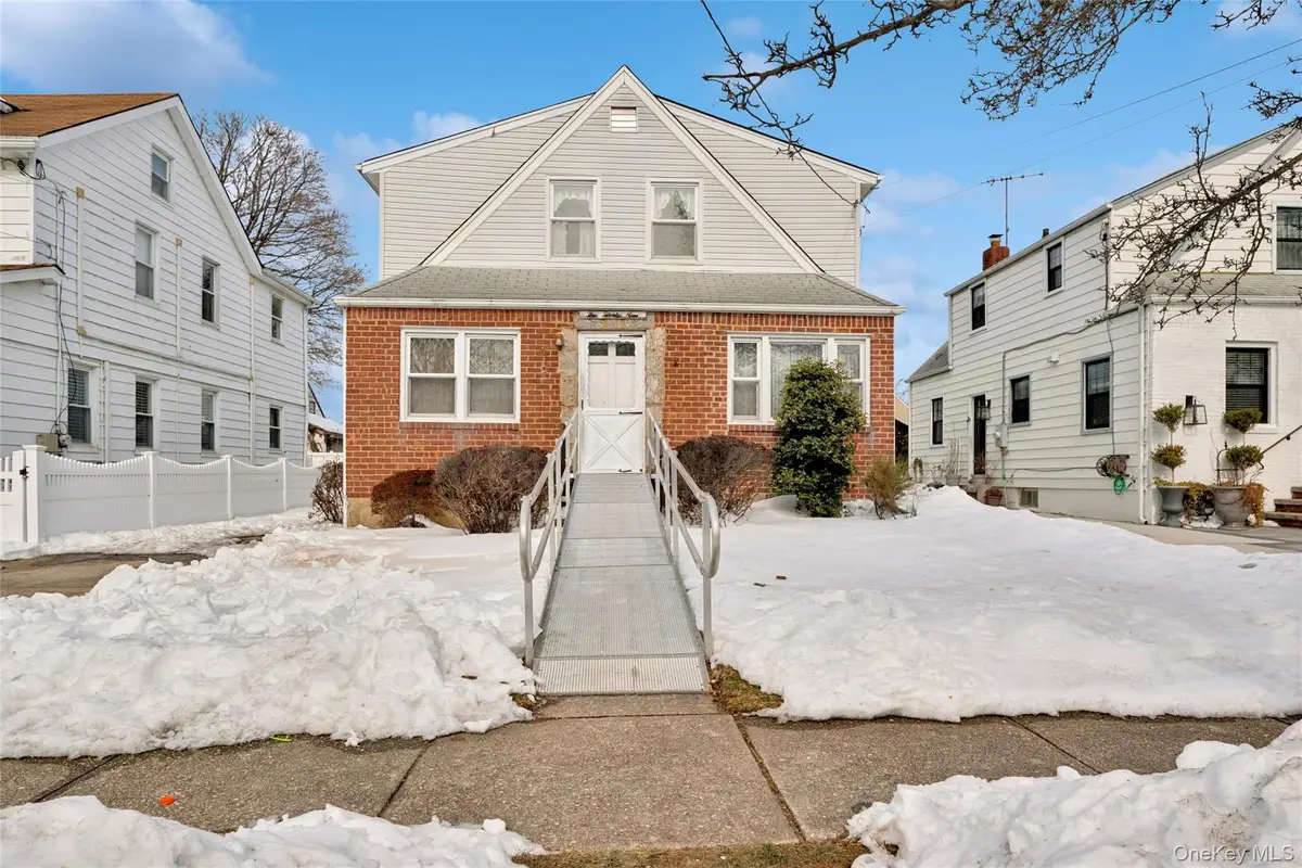 529 7th Avenue, New Hyde Park, NY 11040 - #1