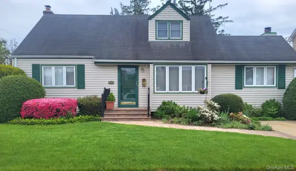 1860 Maurice Avenue, East Meadow, NY 11554