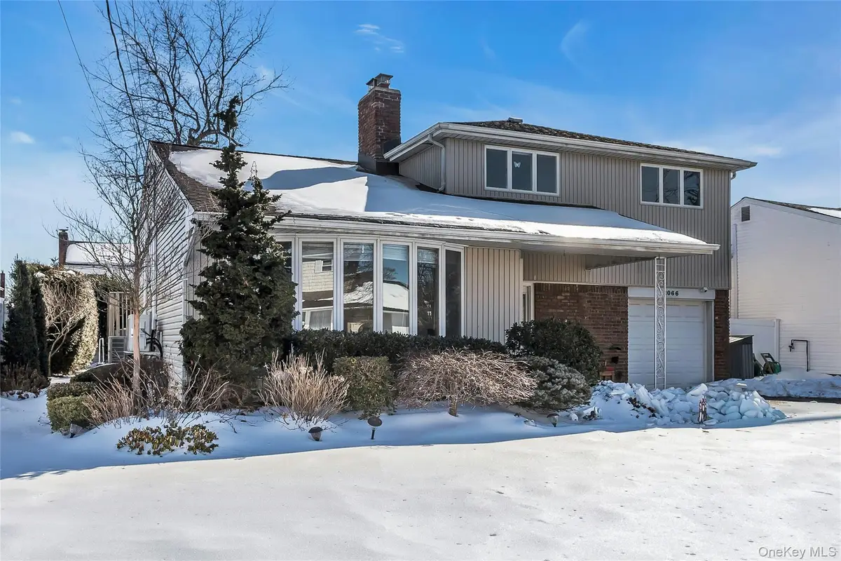2066 Holland Way, Merrick, NY 11566 - #1