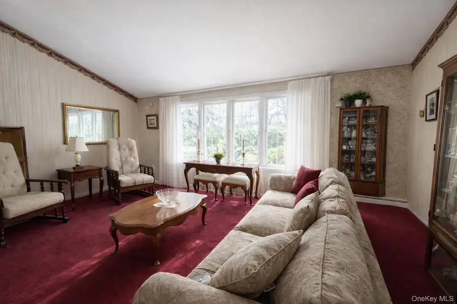 15 Palm Street, Selden, NY 11784 - Image #3