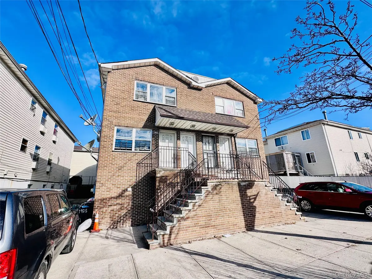 1907 Arnow Avenue, Bronx, NY 10469 - #1