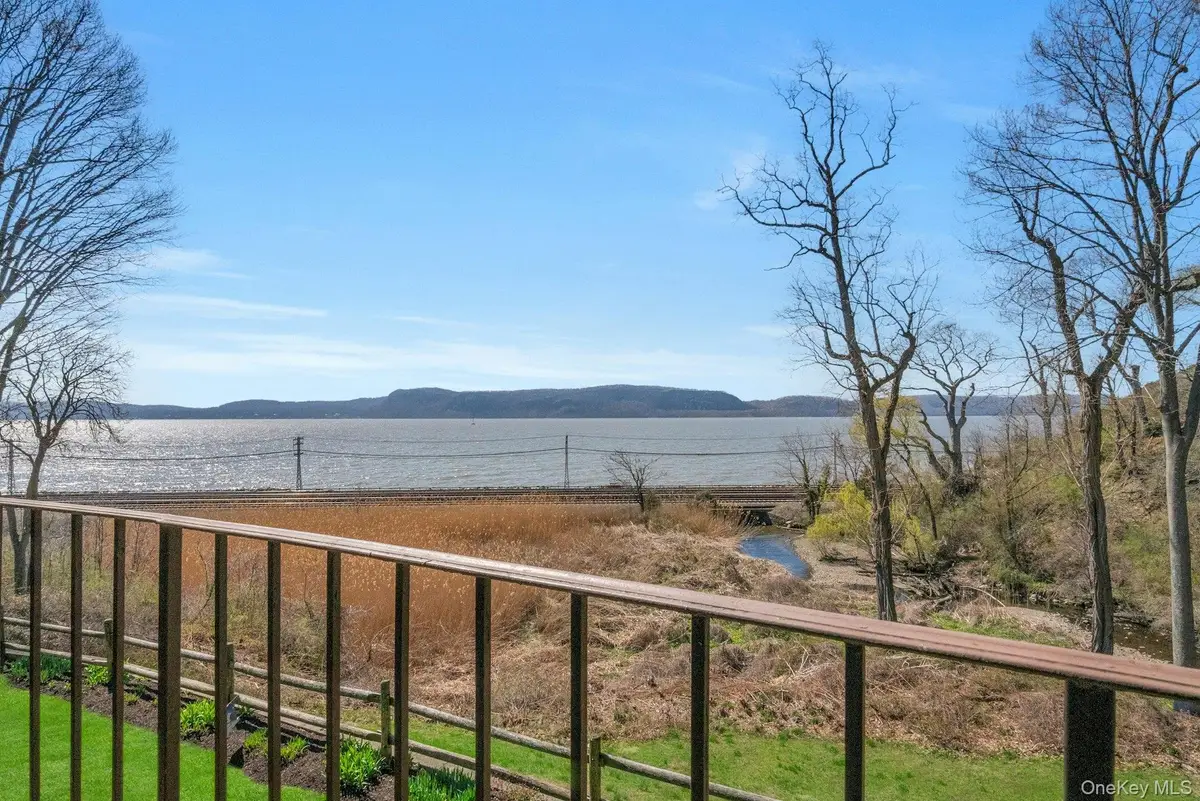 311 Kemeys Cove, Briarcliff Manor, NY 10510 - #1