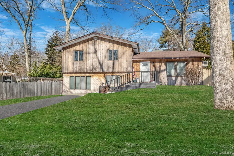 74 Hempstead Drive, Sound Beach, NY 11789 - #2