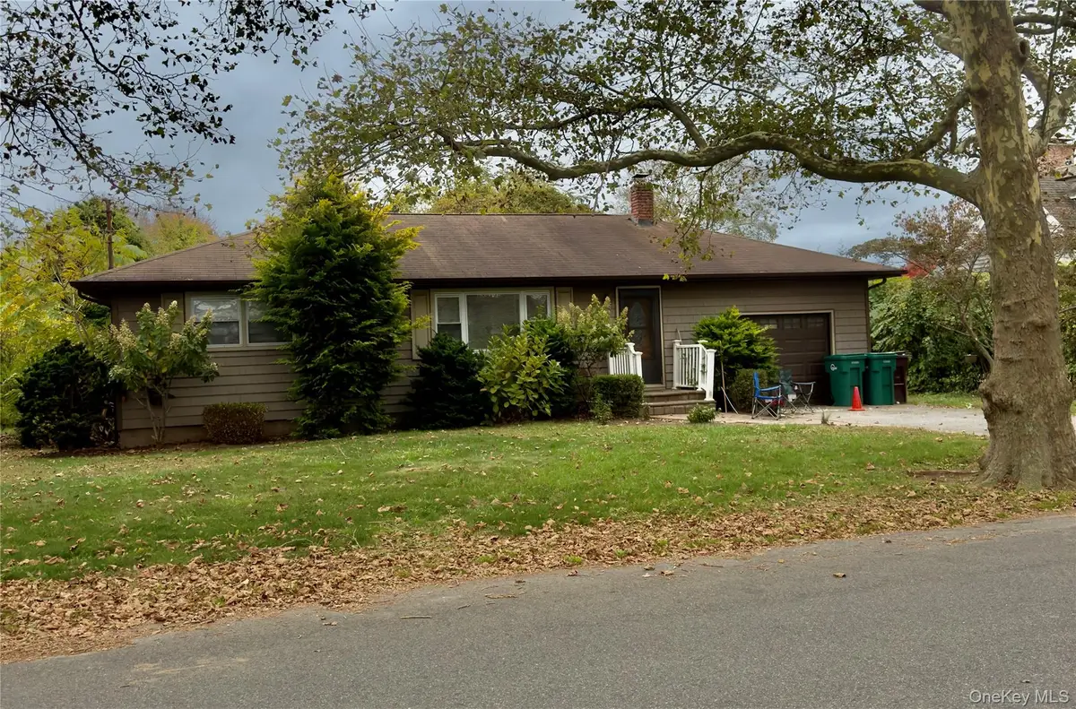 166 Pulaski Street, Southampton, NY 11968 - Image #1