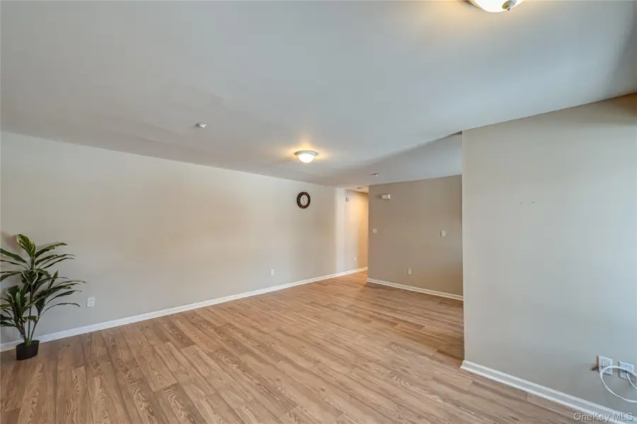 27 El Camino Court #27, Coram, NY 11727 - Image #3