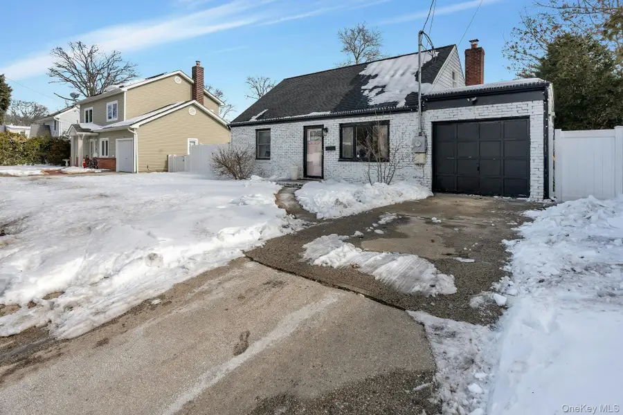 35 Kenwood Avenue, Massapequa, NY 11758 - #2