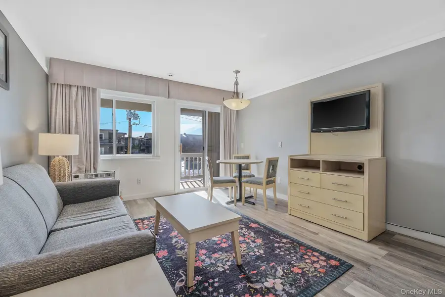 131 S Emerson Avenue #216, Montauk, NY 11954 - #3