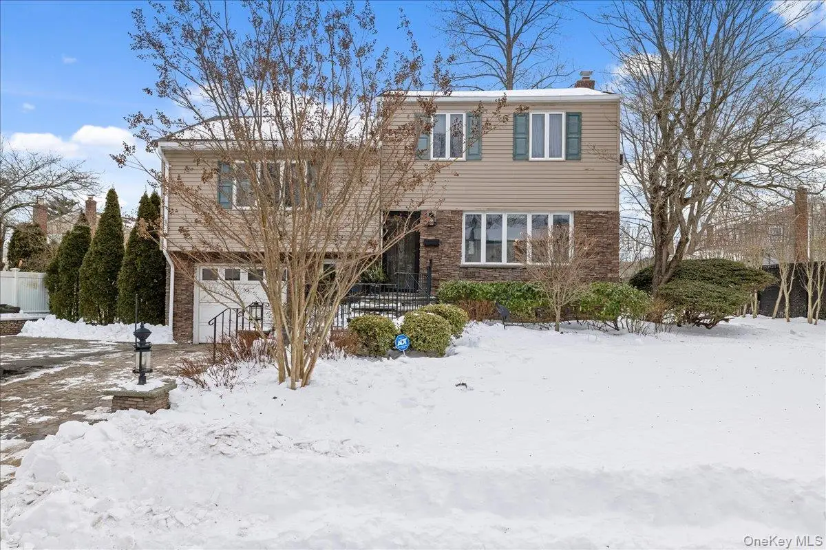 39 Garnet Lane, Plainview, NY 11803 - #1