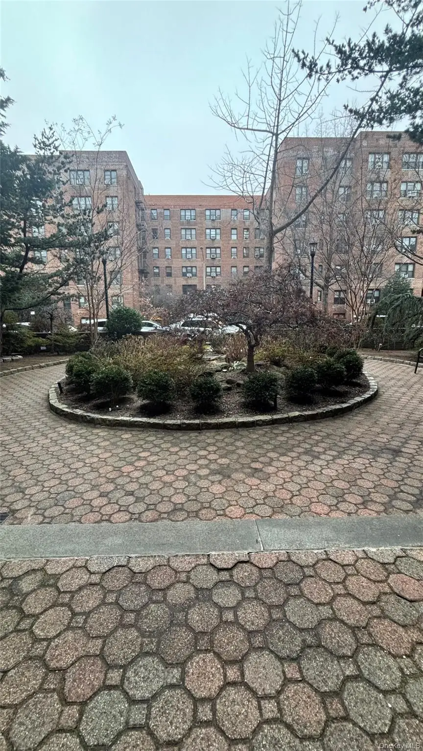 67-35 Yellowstone Boulevard #60, Forest Hills, NY 11375 - Image #2