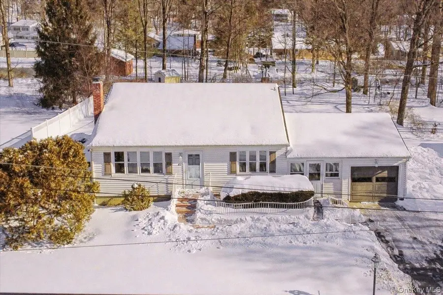 82 Sleight Plass Road, Poughkeepsie, NY 12603 - #2