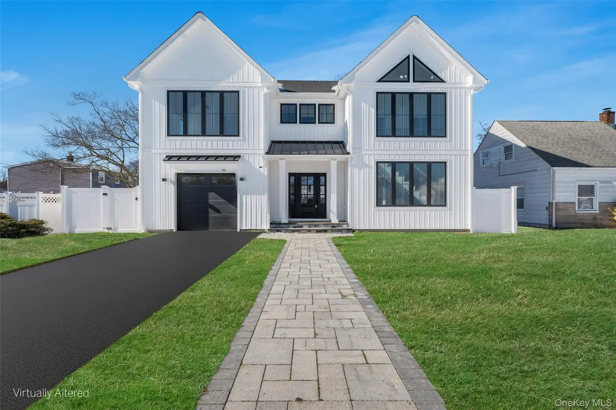 38 Pond Lane, Levittown, NY 11756 - #1