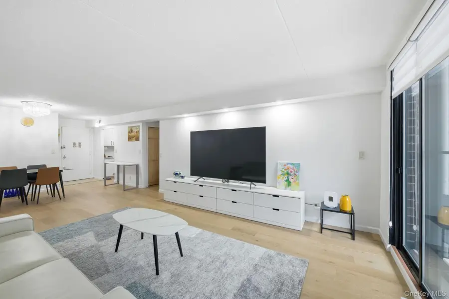 20933 26th Avenue #2B, Bayside, NY 11360 - #2