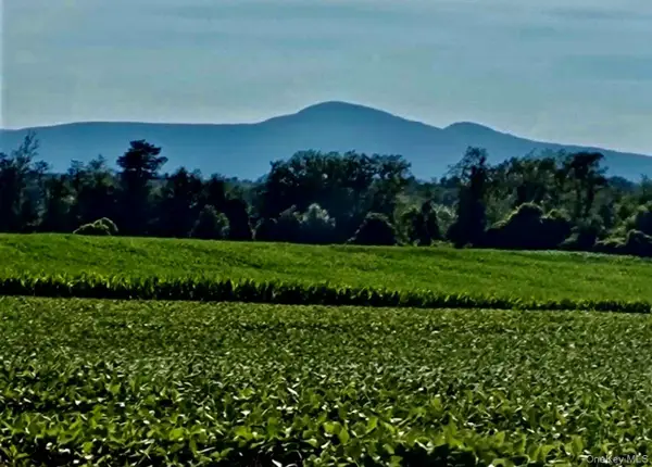 0 Us 9, Hudson, NY 12534