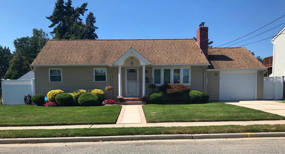 113 Kuhl Avenue, Hicksville, NY 11801 - #1