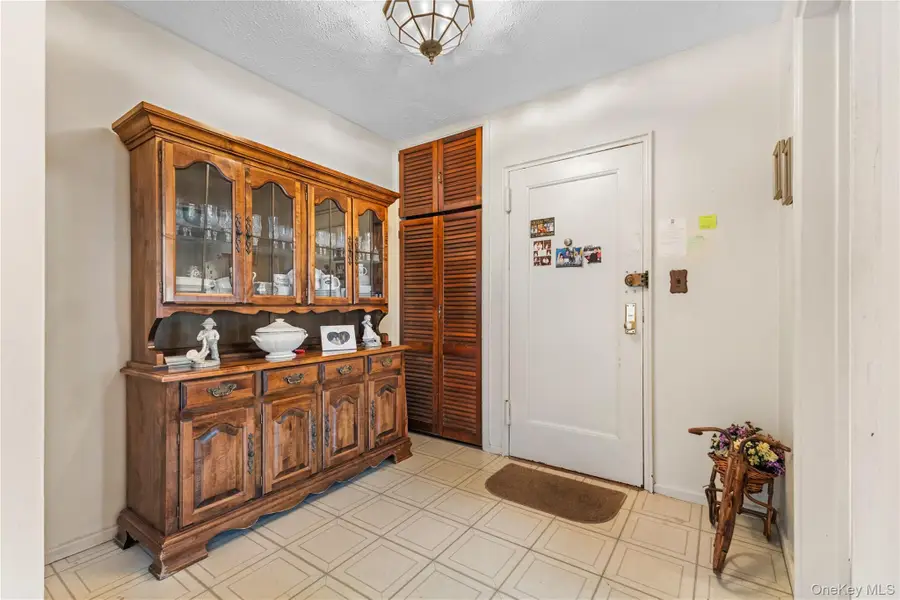 58 Lawrence Court #A, White Plains, NY 10603 - #3