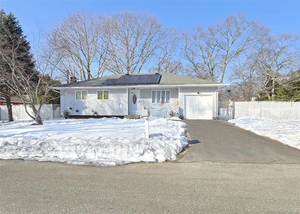 237 Donald Boulevard, Holbrook, NY 11741