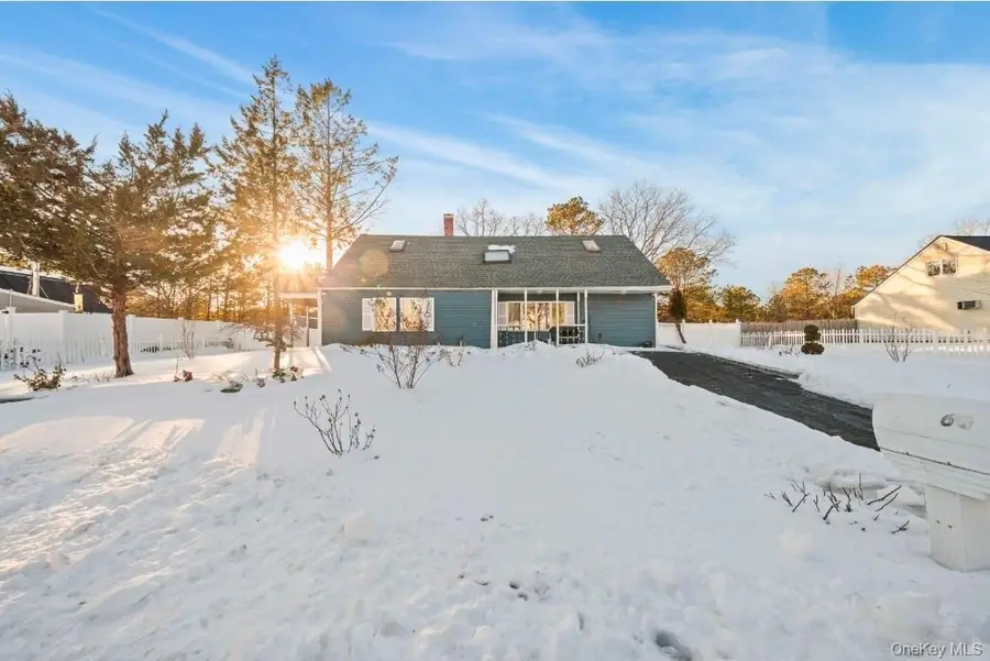 68 S Village Drive, Bellport, NY 11713 - Image #3