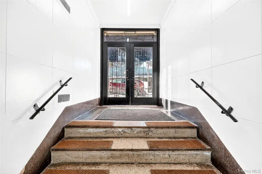 495 East 178 Street #6h, Bronx, NY 10457 - #2