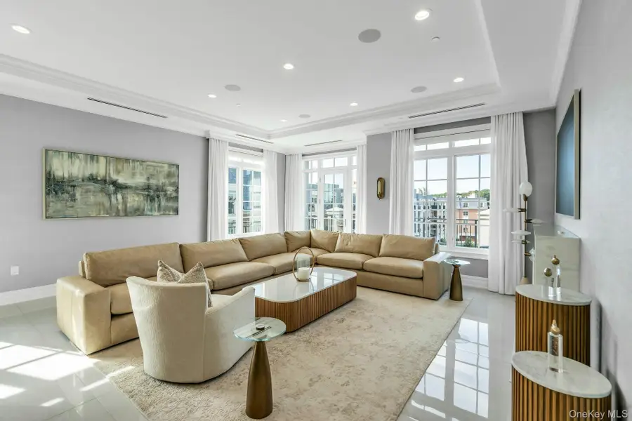 3000 Royal Court #3306 PH, North Hills, NY 11040 - #2